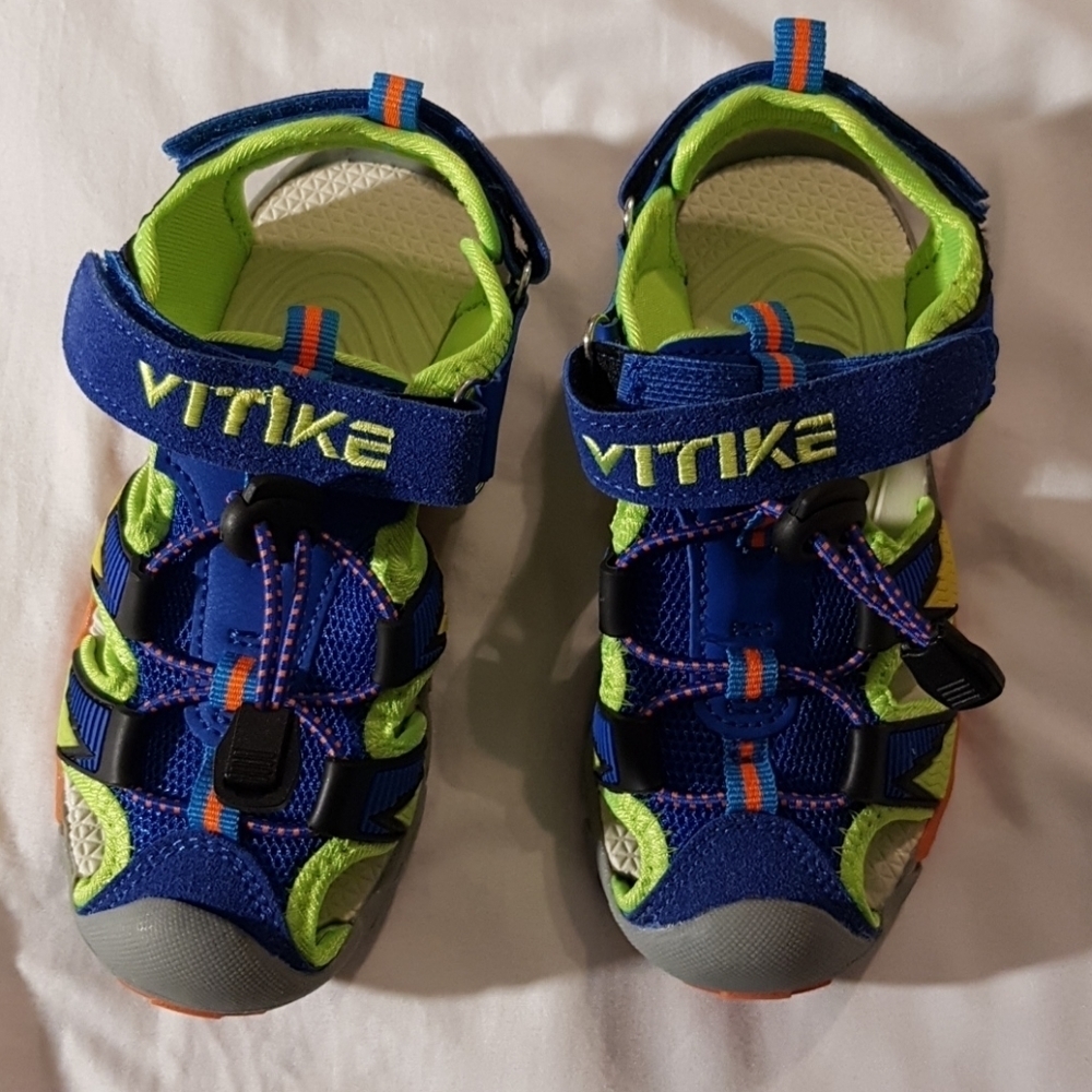 Vitike boys size 12 sandals New